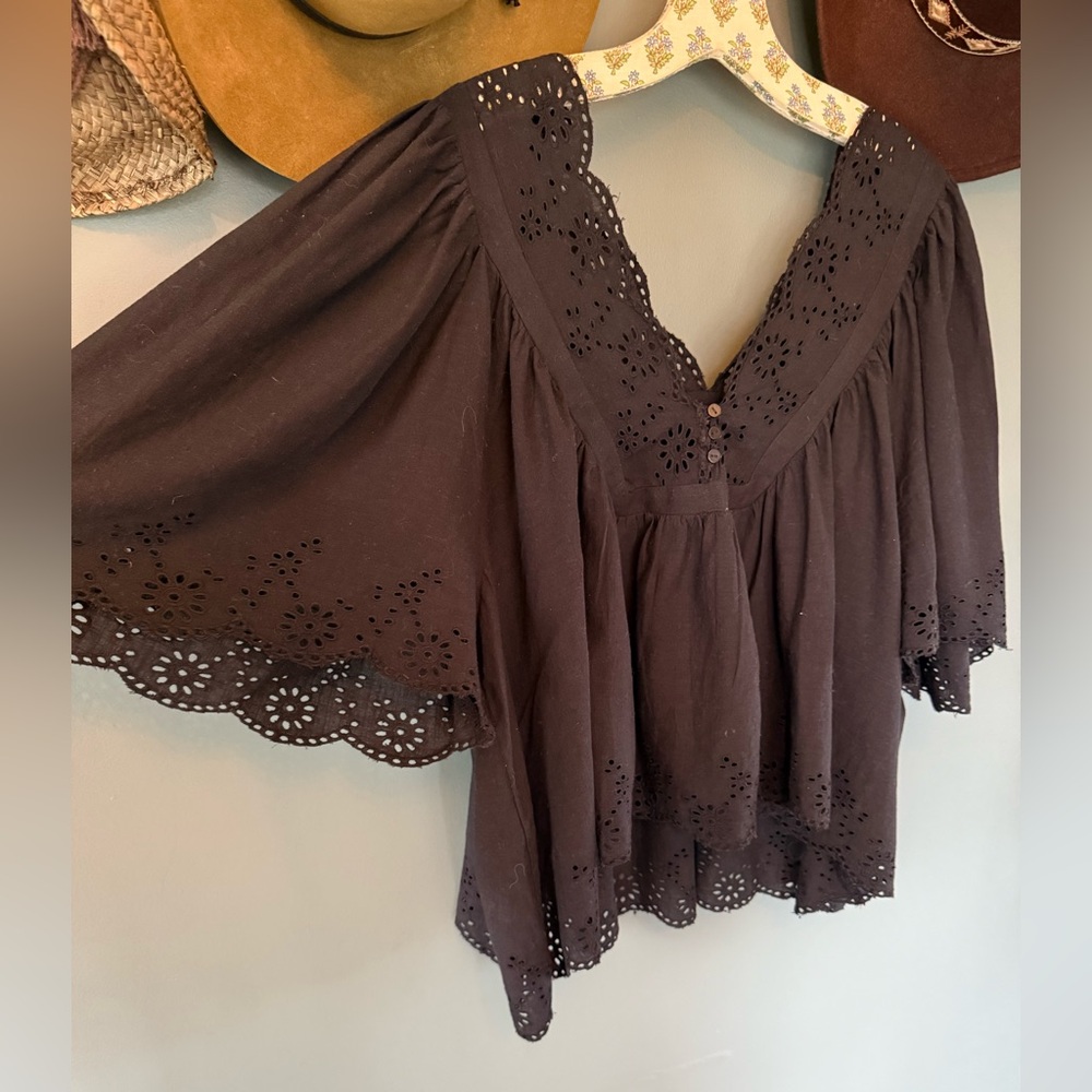 Free People :: Costa Eyelet Top black sz XL - Picture 4 of 16